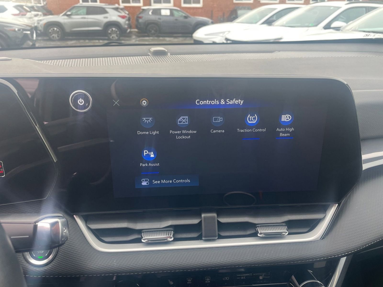 Thumbnail: 2025 Chevrolet Equinox - 18