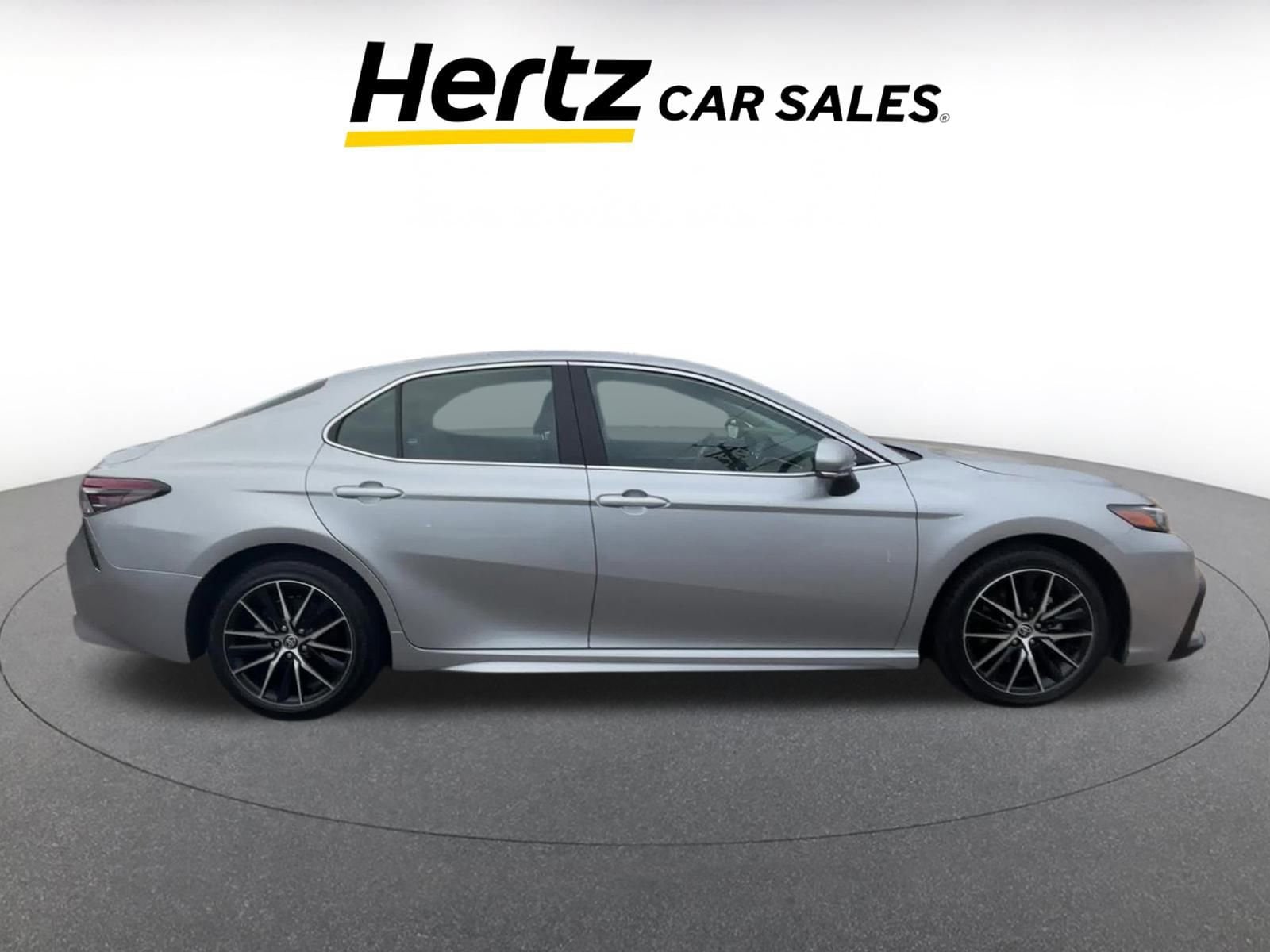 2024 Toyota Camry SE 16