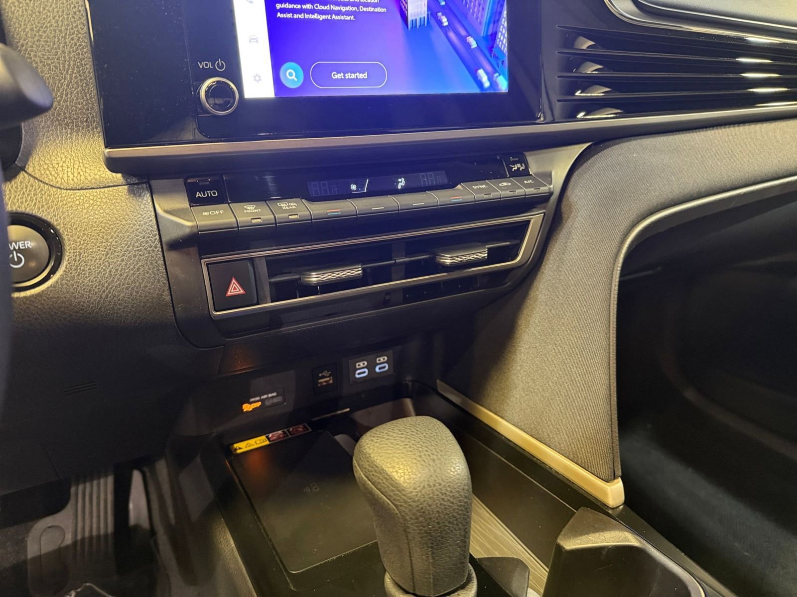 Thumbnail: 2025 Toyota Camry - 18