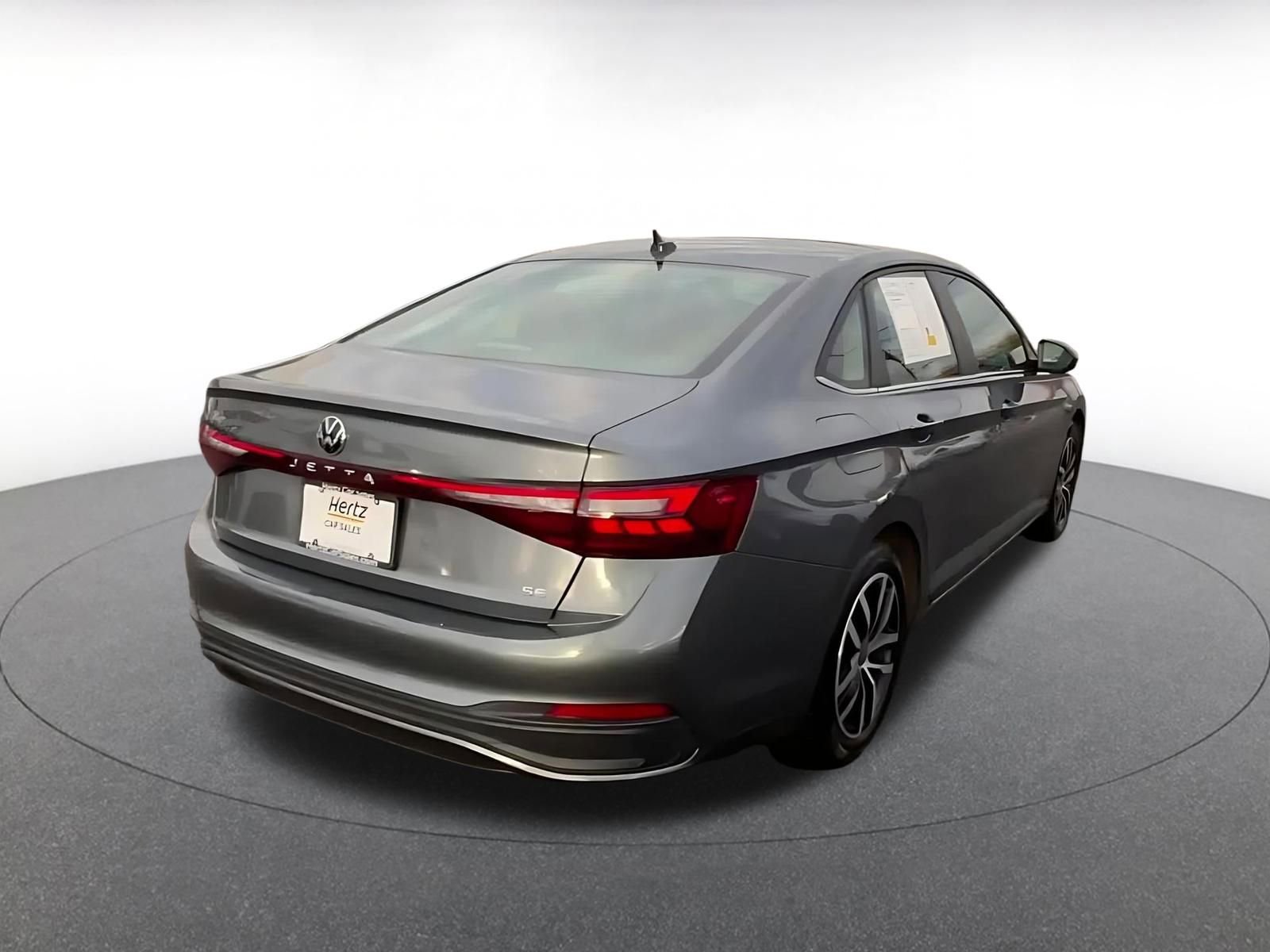 Thumbnail: 2025 Volkswagen Jetta - 14