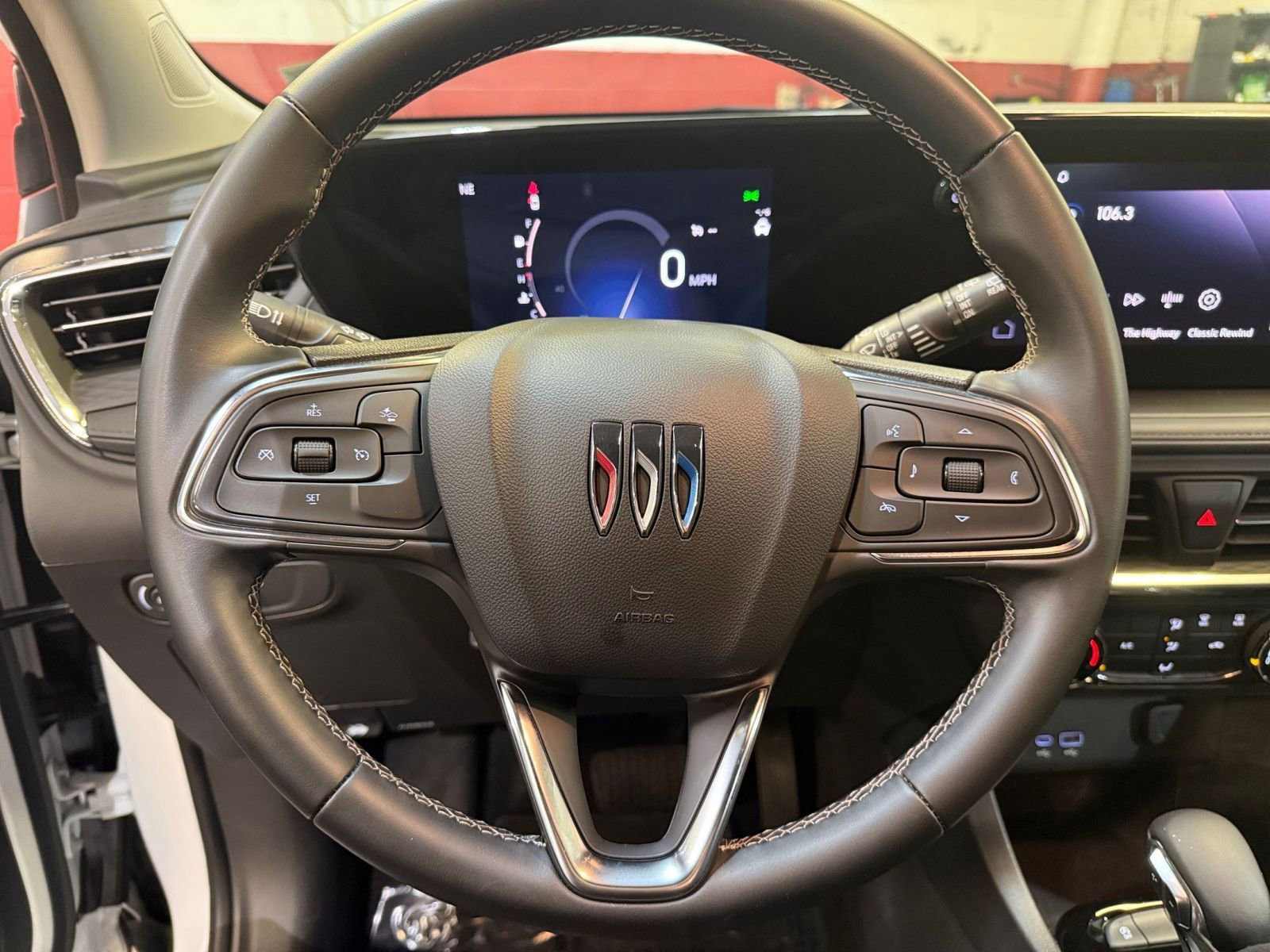 Thumbnail: 2025 Buick Encore GX - 25