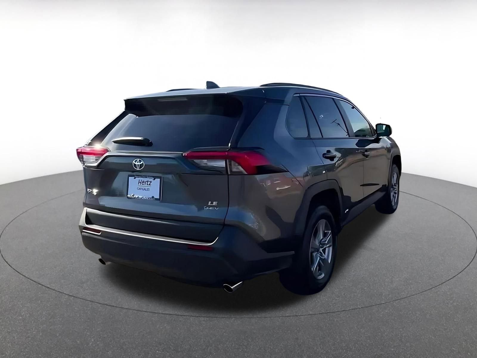 Thumbnail: 2025 Toyota RAV4 - 14