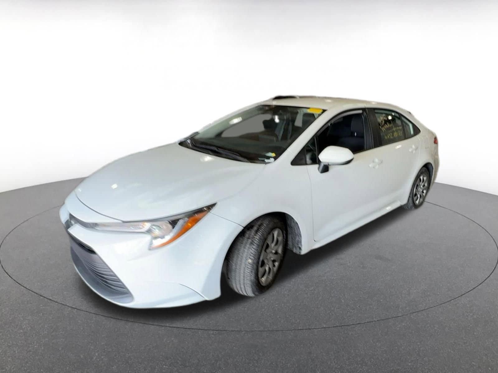 Thumbnail: 2025 Toyota Corolla - 4