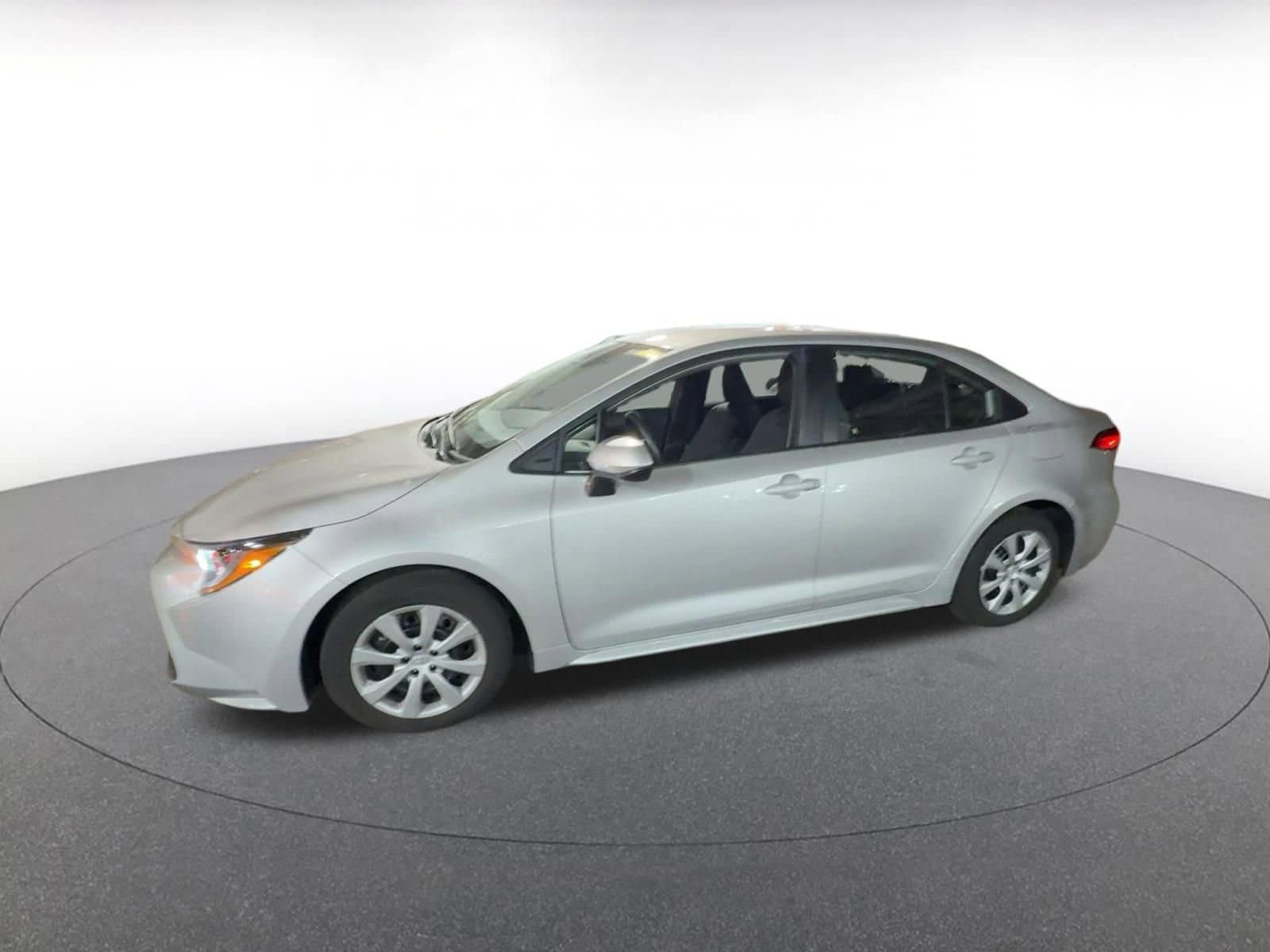 Thumbnail: 2025 Toyota Corolla - 4