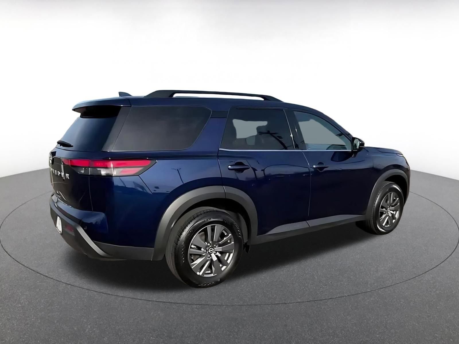 Thumbnail: 2025 Nissan Pathfinder - 15