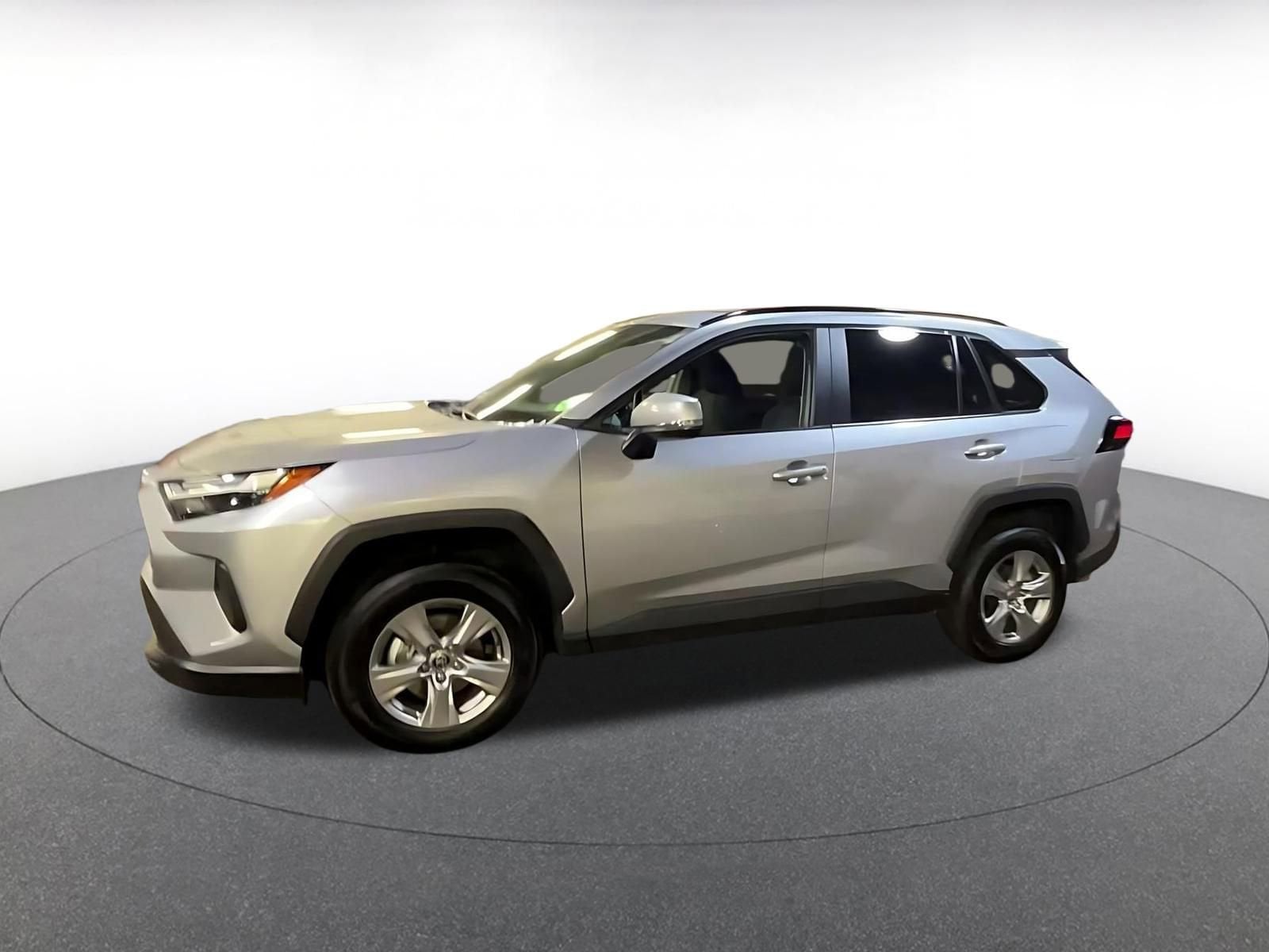 Thumbnail: 2025 Toyota RAV4 - 8