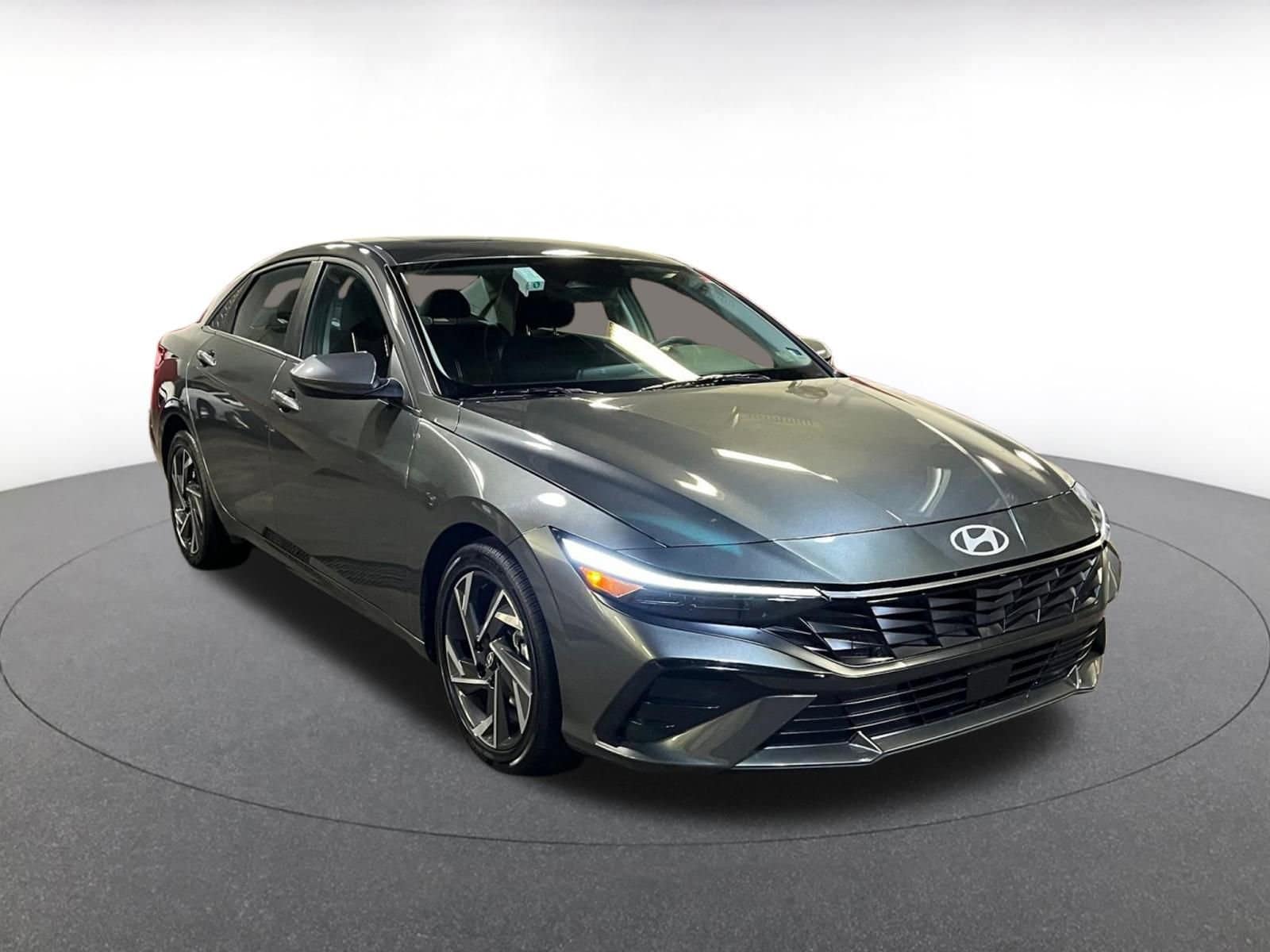 Thumbnail: 2025 Hyundai Elantra - 1