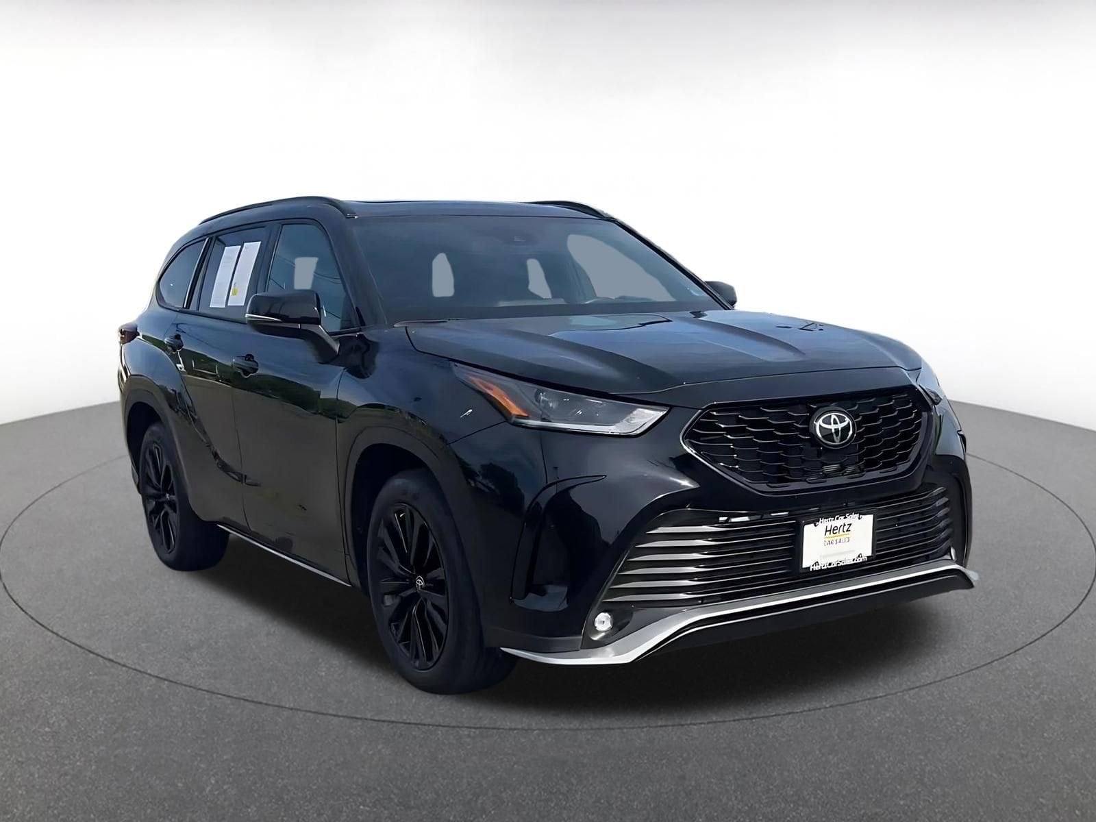 Thumbnail: 2025 Toyota Highlander - 3