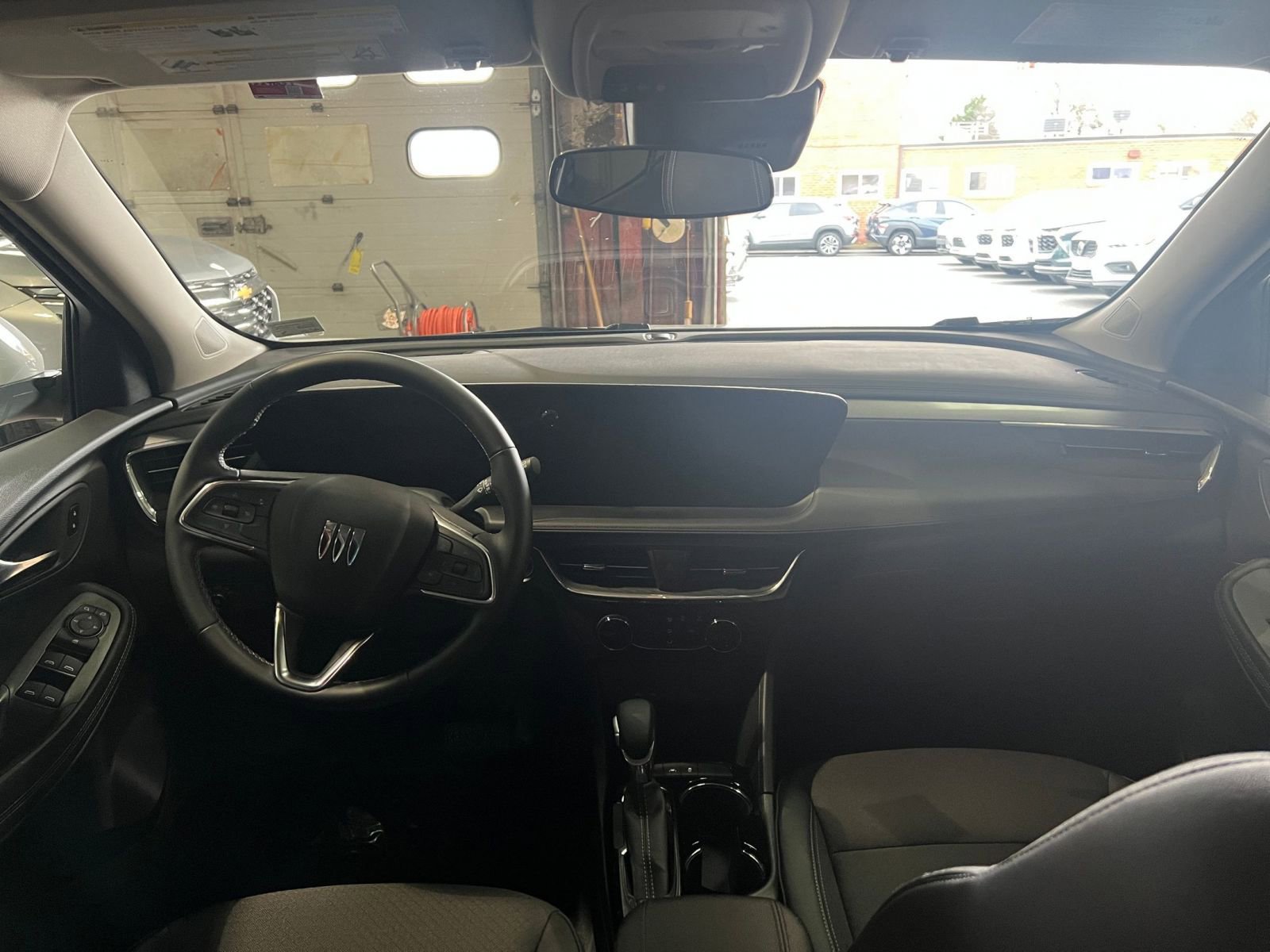 Thumbnail: 2025 Buick Encore GX - 33