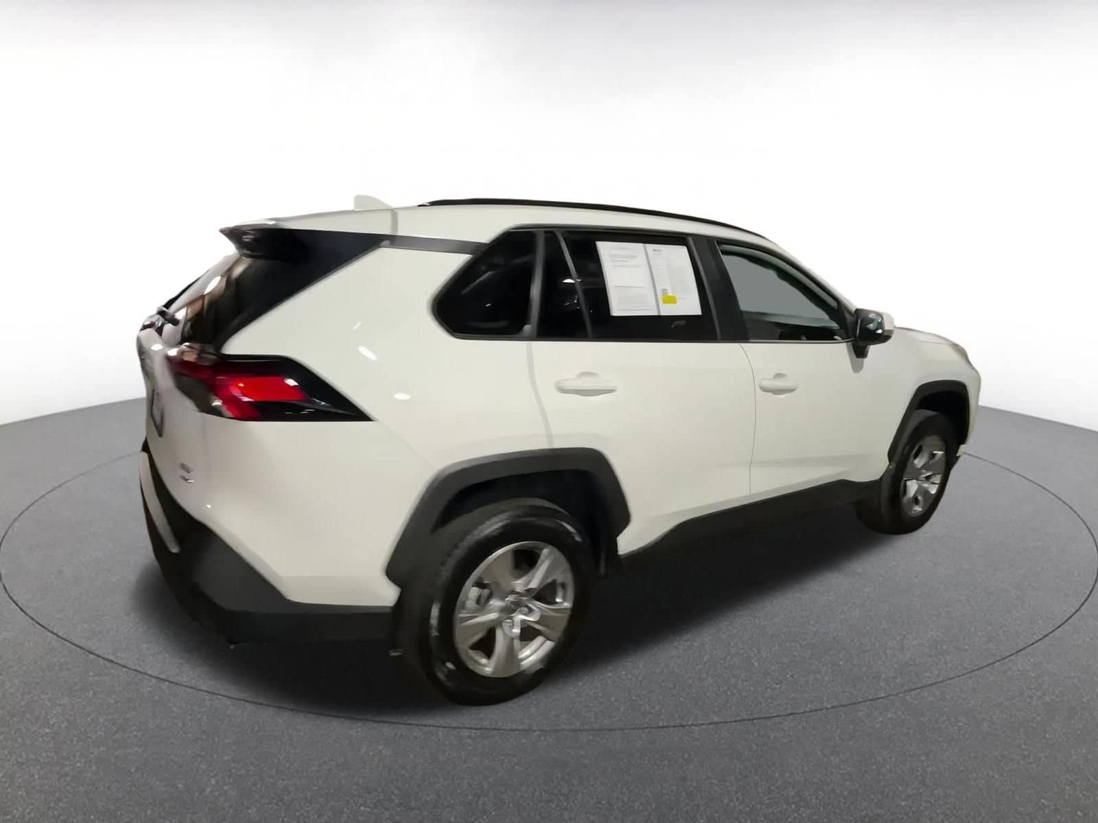 Thumbnail: 2025 Toyota RAV4 - 15