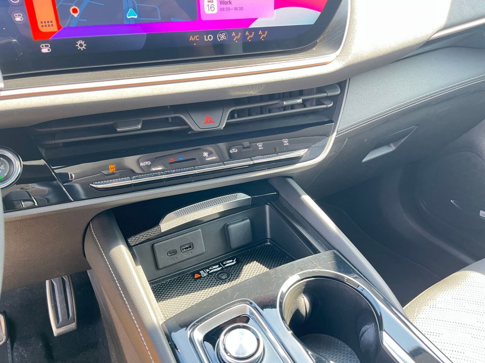 Thumbnail: 2024 Buick Envision - 20