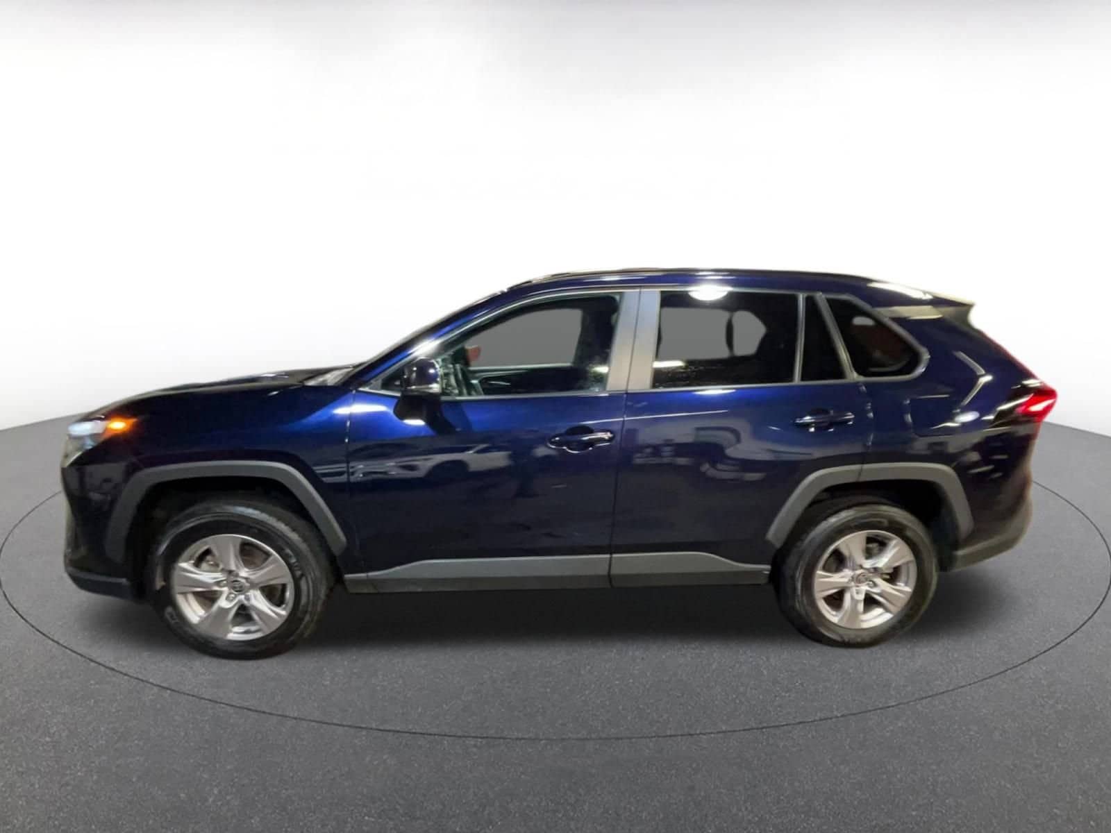 Thumbnail: 2024 Toyota RAV4 - 8