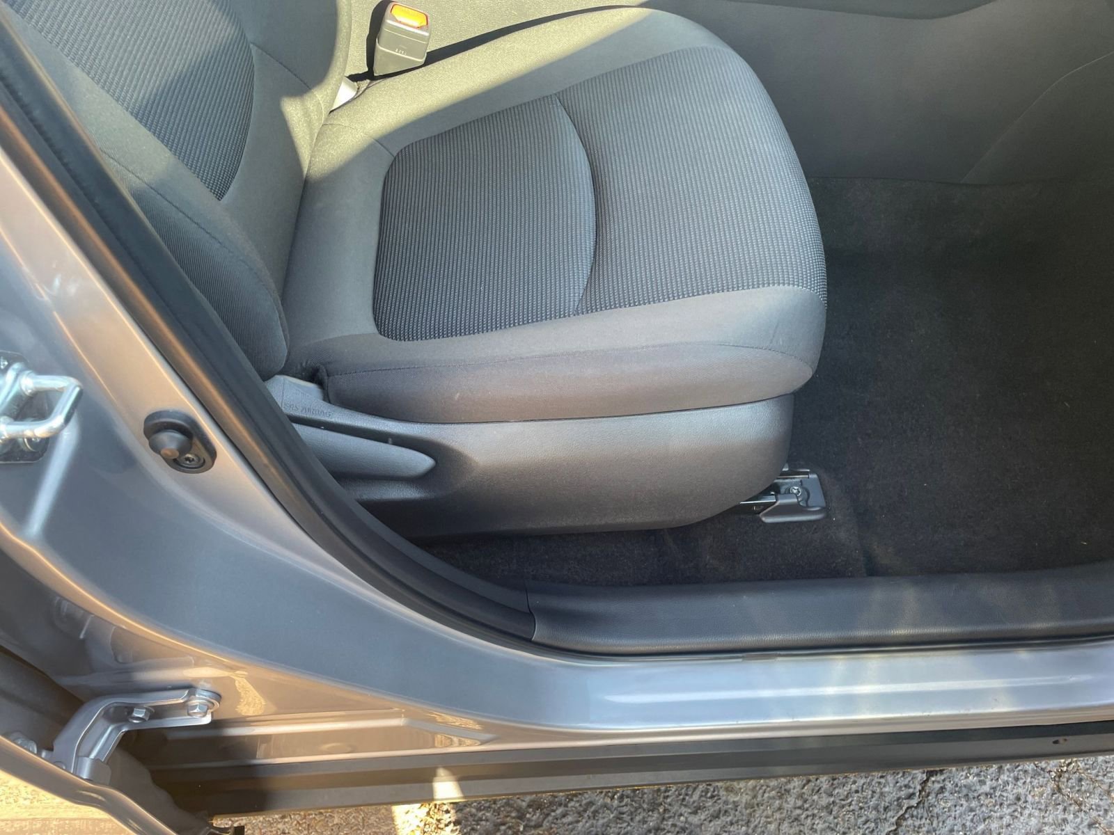 Thumbnail: 2025 Toyota RAV4 - 27