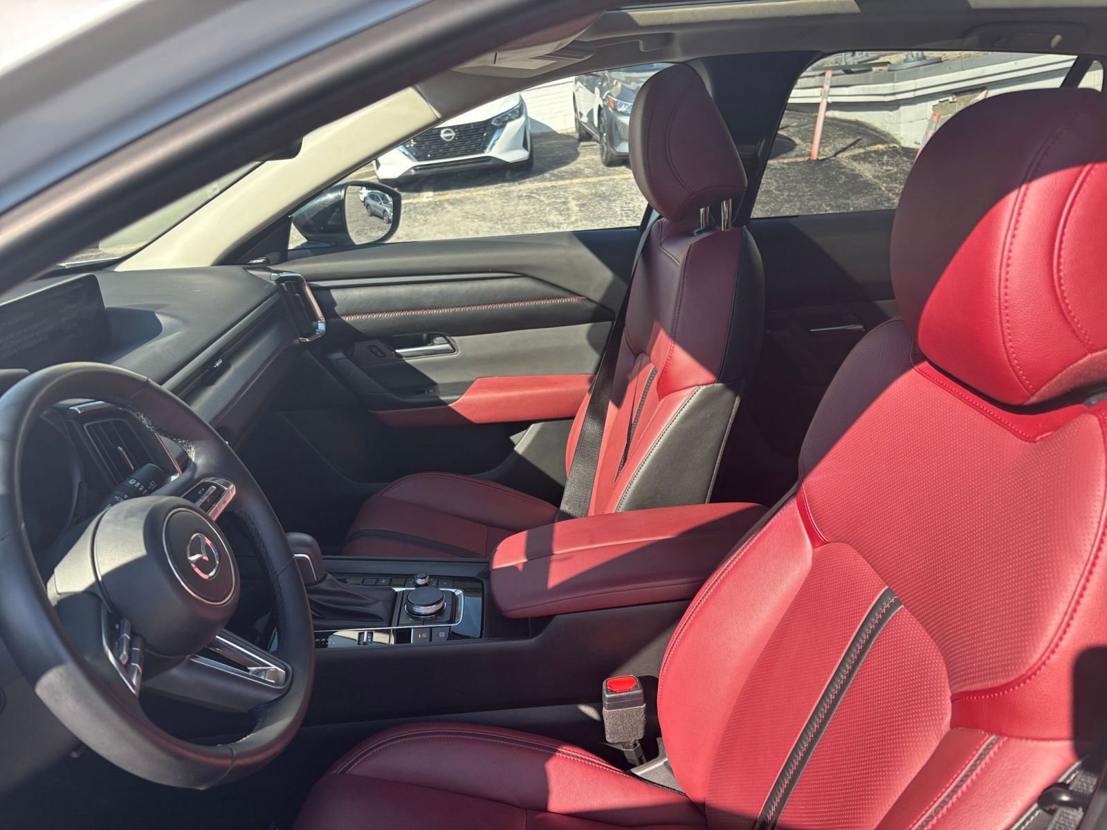 Thumbnail: 2025 Mazda CX-50 - 29