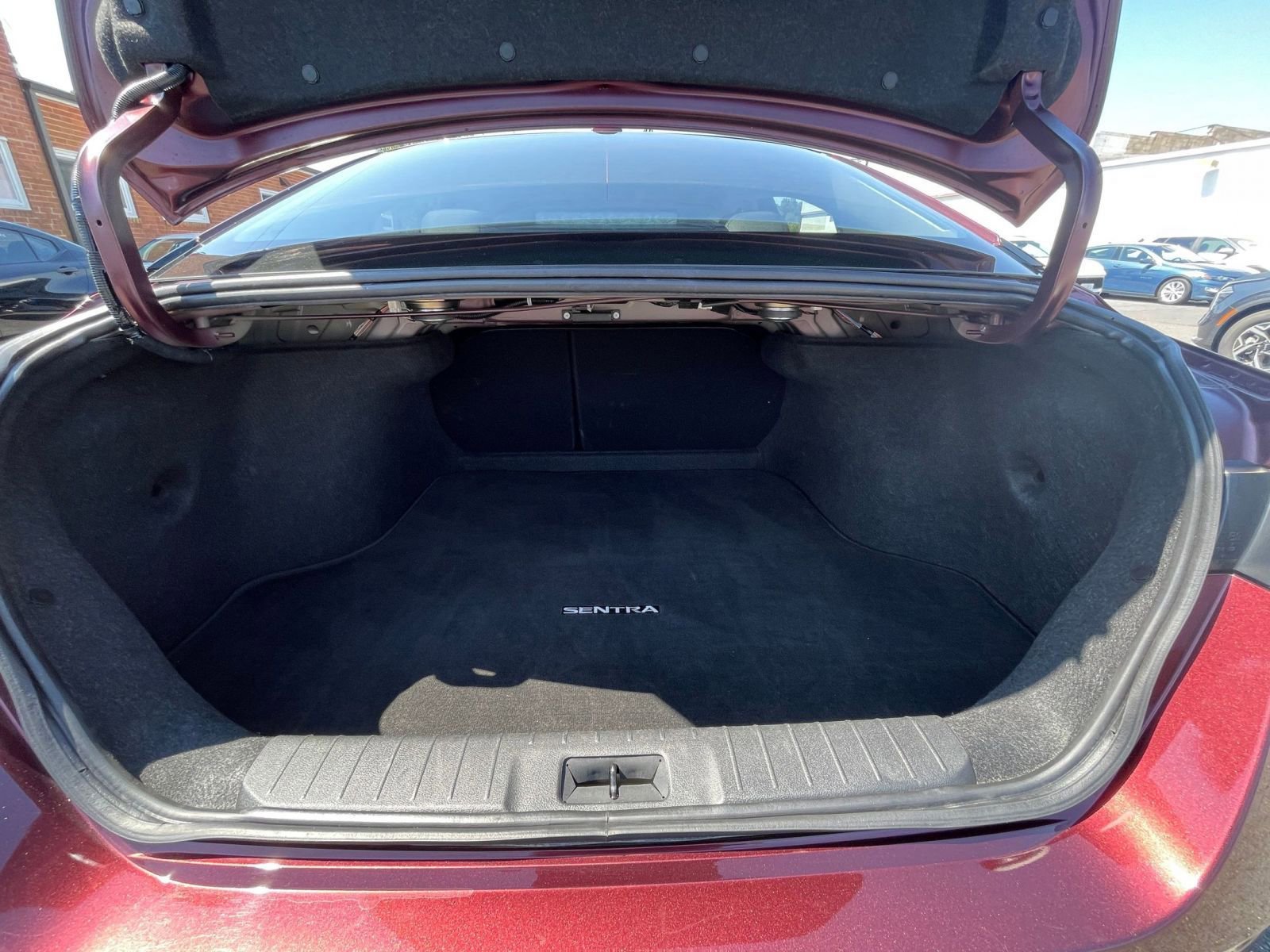 Thumbnail: 2024 Nissan Sentra - 29