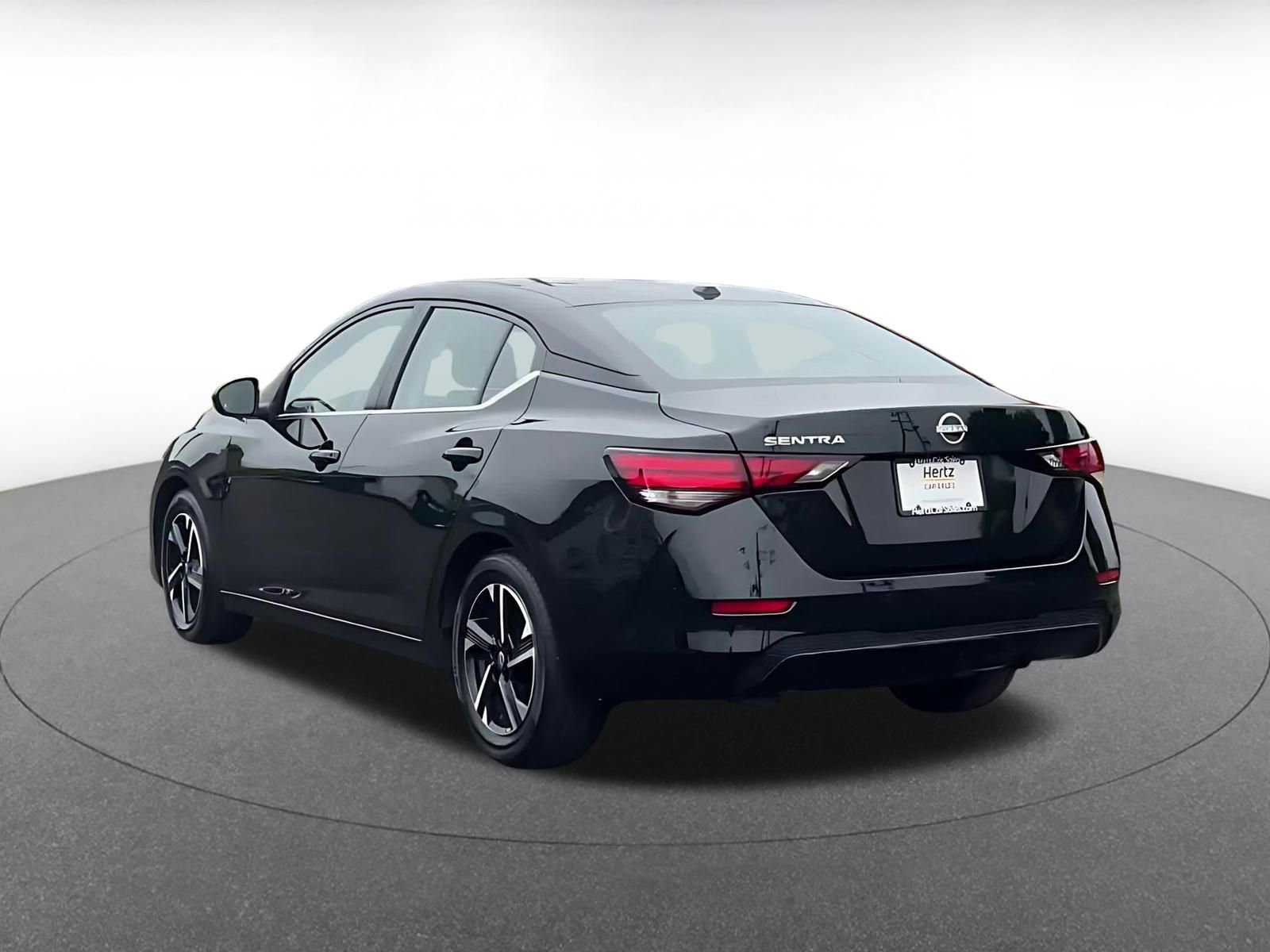 Thumbnail: 2025 Nissan Sentra - 10