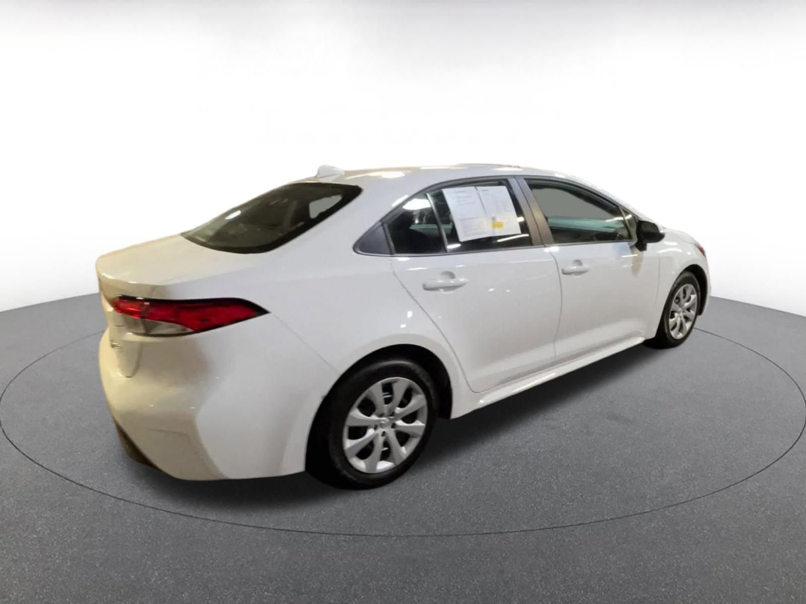 Thumbnail: 2025 Toyota Corolla - 14