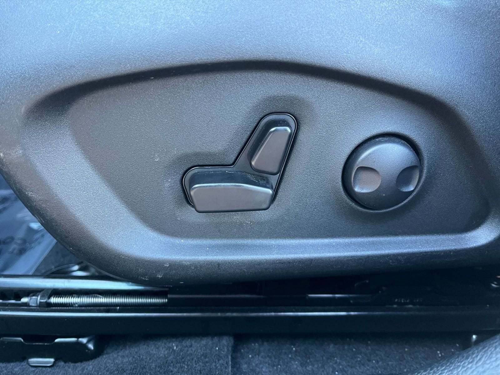 Thumbnail: 2025 Jeep Compass - 24