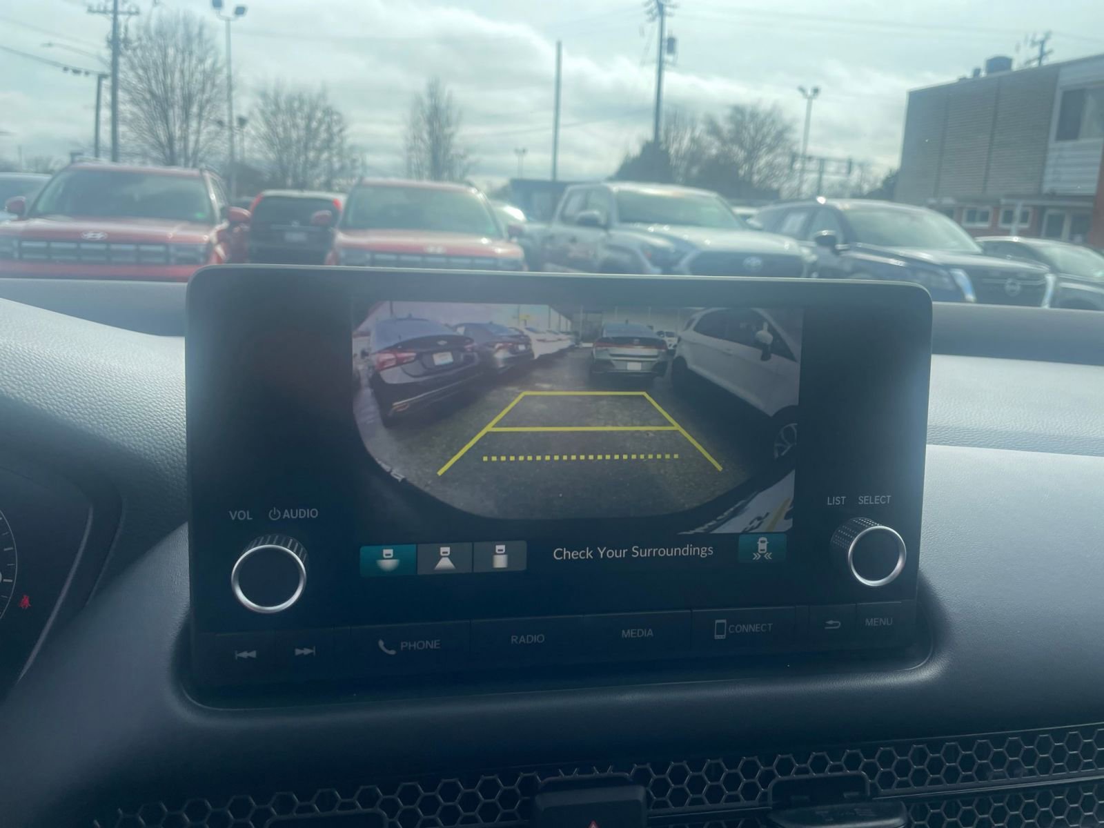 Thumbnail: 2025 Honda HR-V - 24