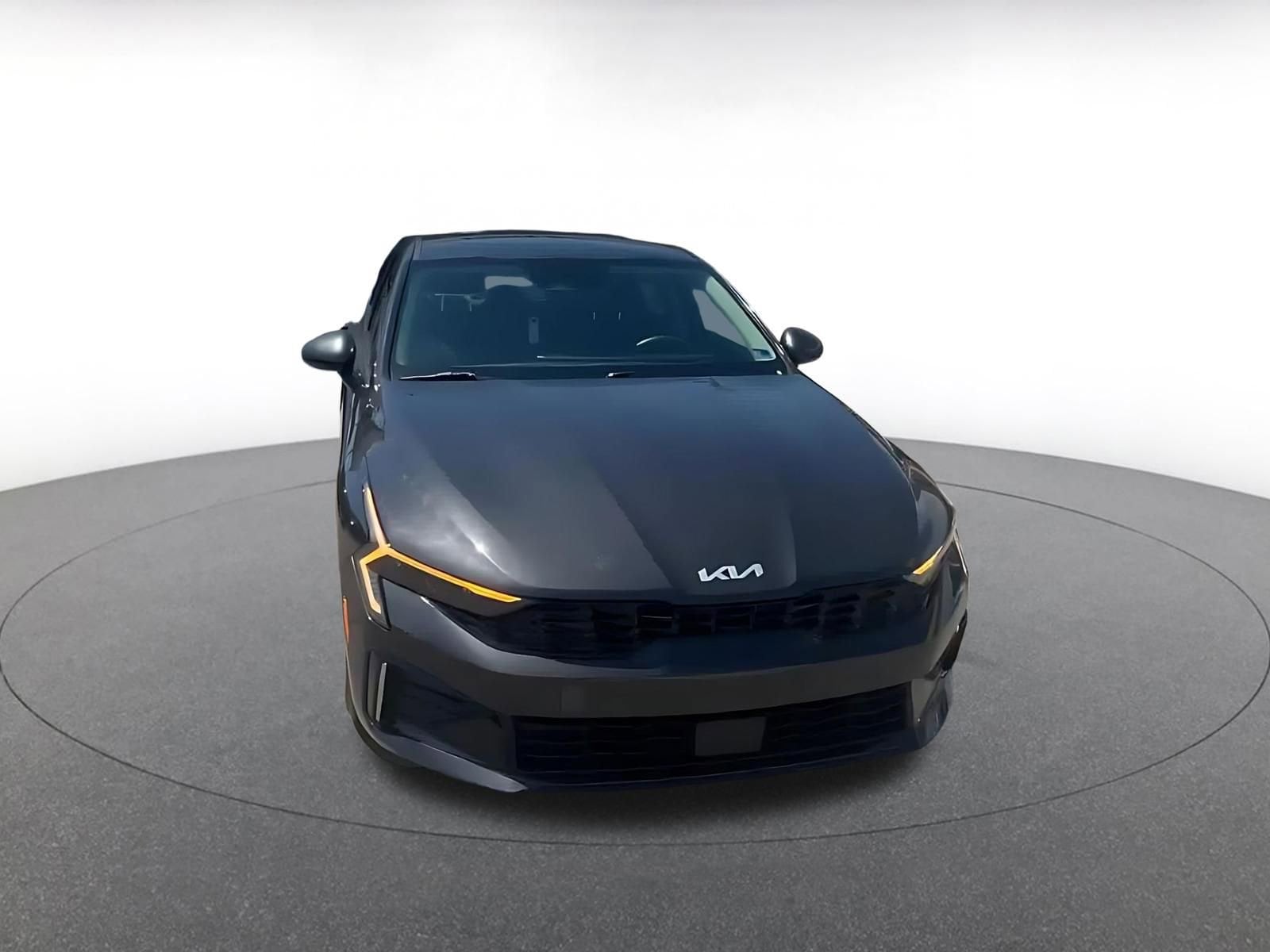 Thumbnail: 2025 Kia K5 - 4