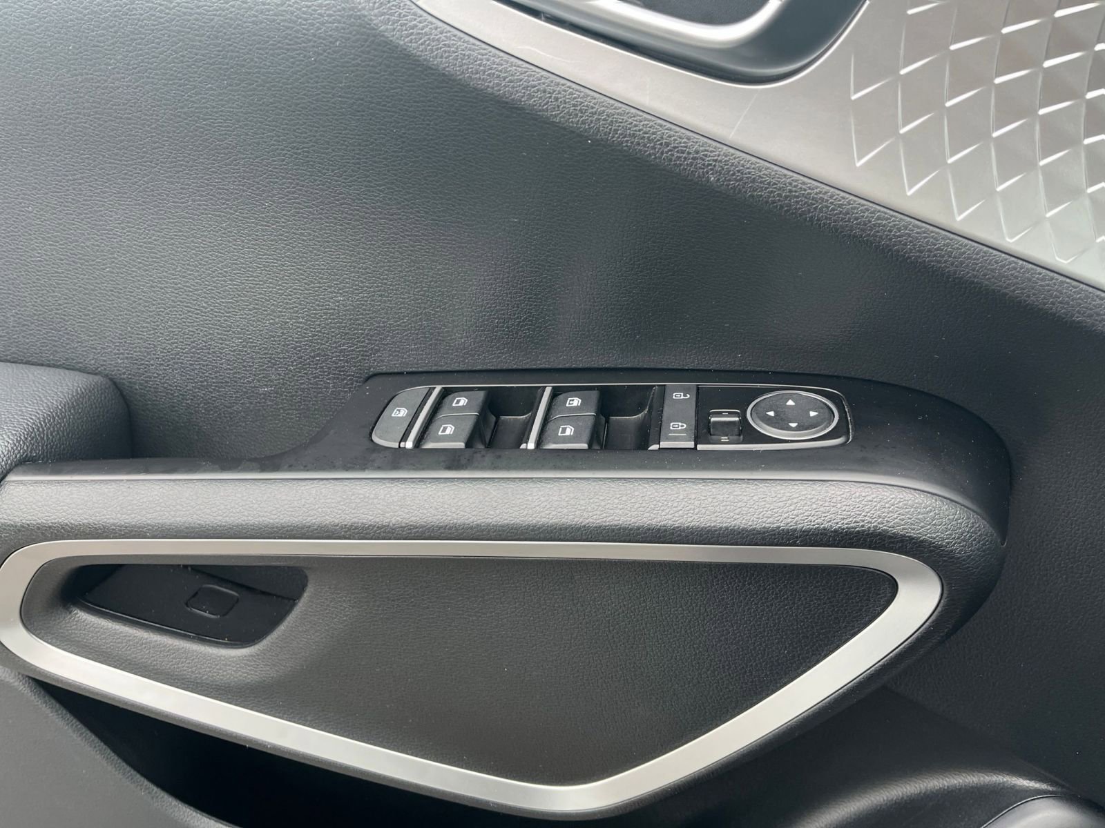 Thumbnail: 2025 Kia Soul - 18