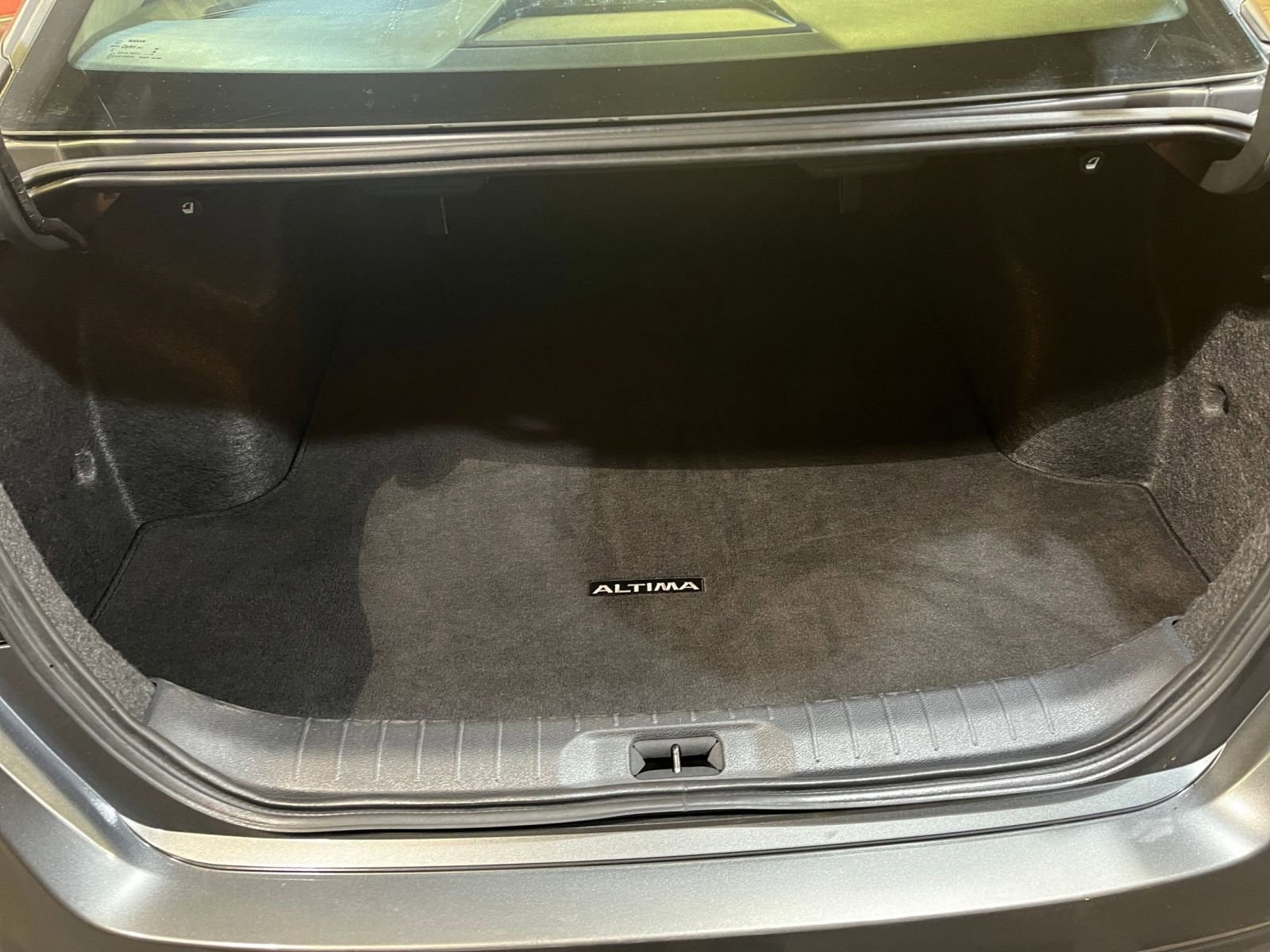 Thumbnail: 2025 Nissan Altima - 31