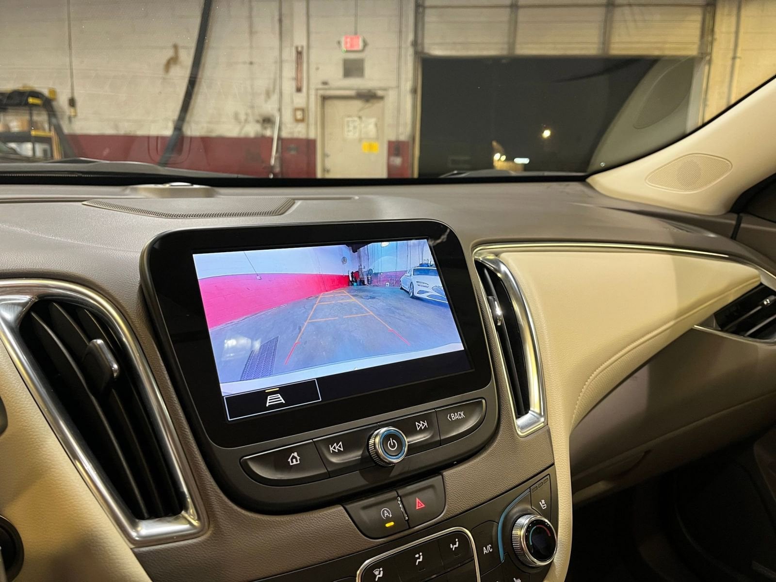 Thumbnail: 2024 Chevrolet Malibu - 17