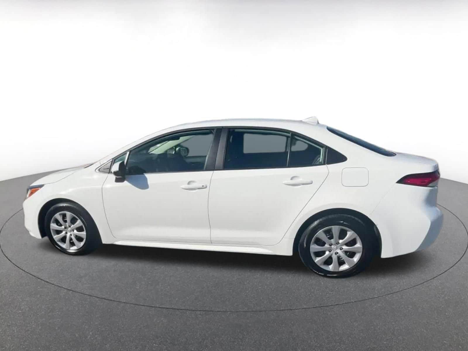 Thumbnail: 2025 Toyota Corolla - 8