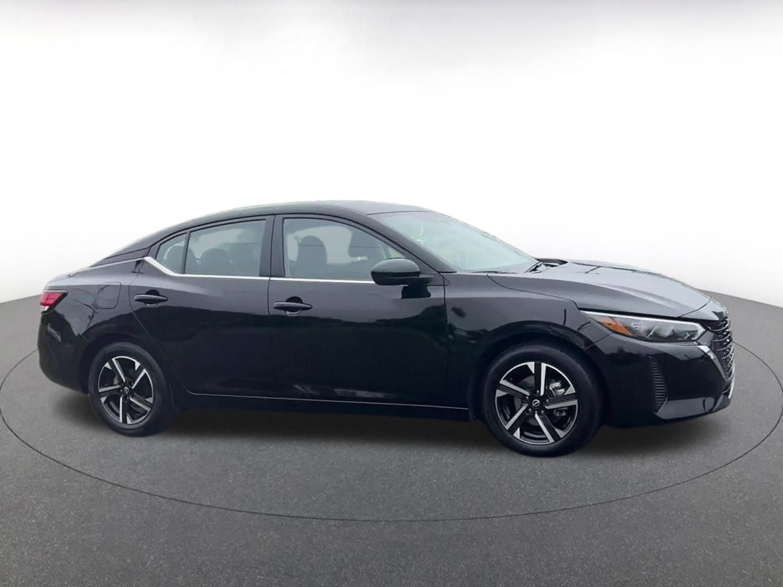 Thumbnail: 2025 Nissan Sentra - 16