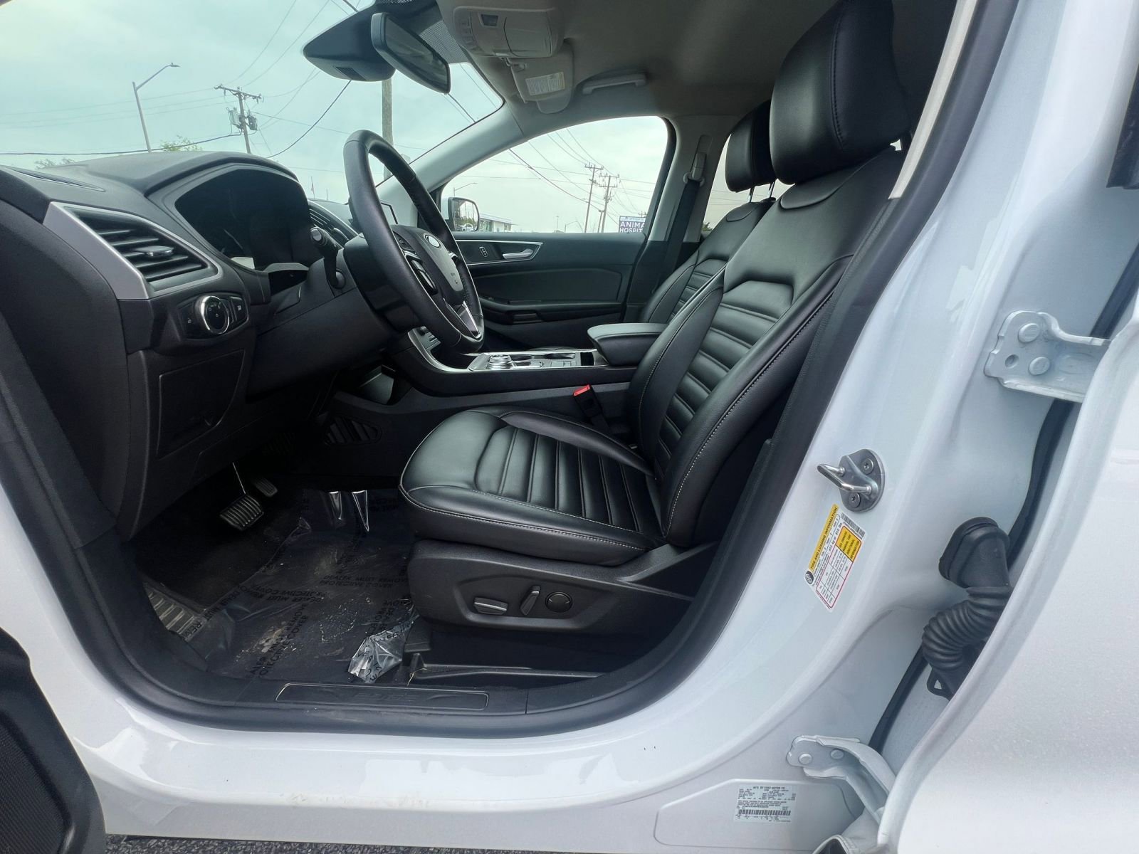 2024 Ford Edge SEL 23