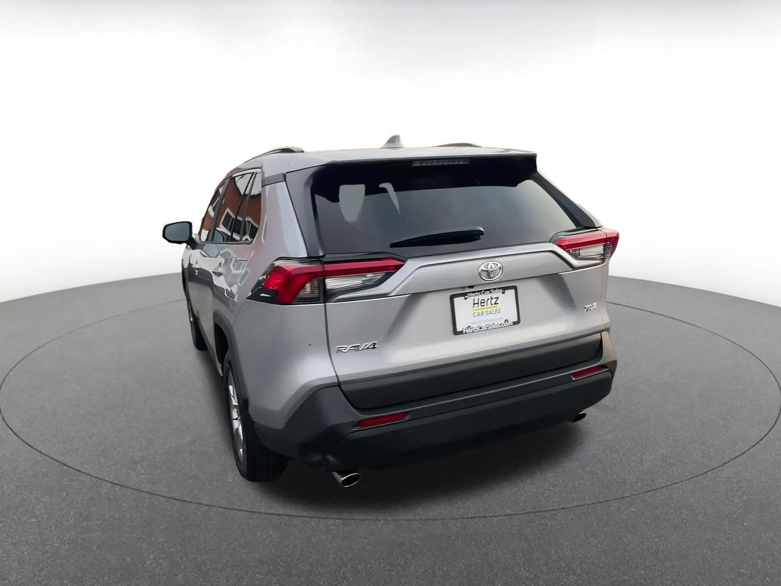 Thumbnail: 2024 Toyota RAV4 - 11
