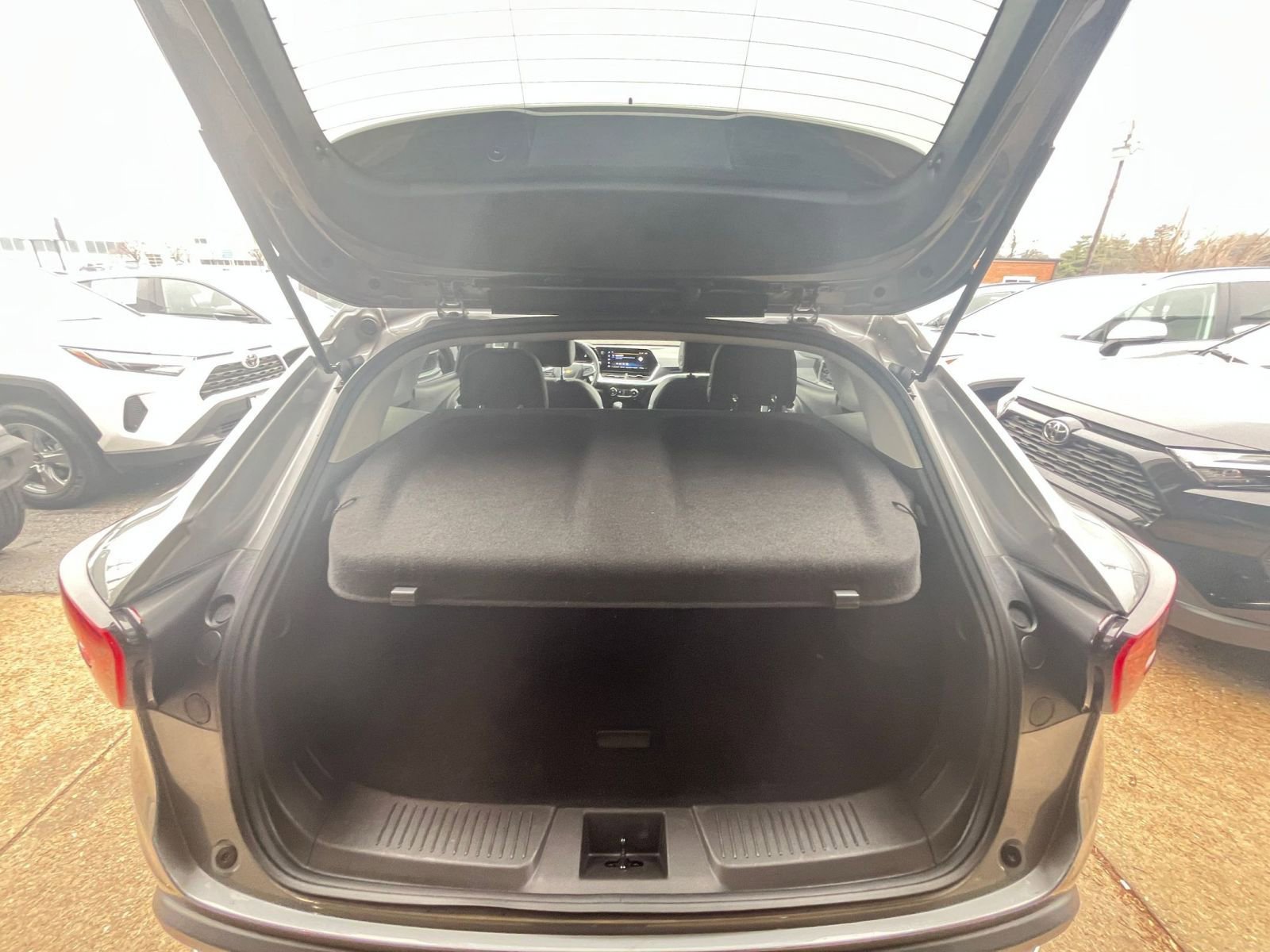 Thumbnail: 2025 Chevrolet Trax - 29