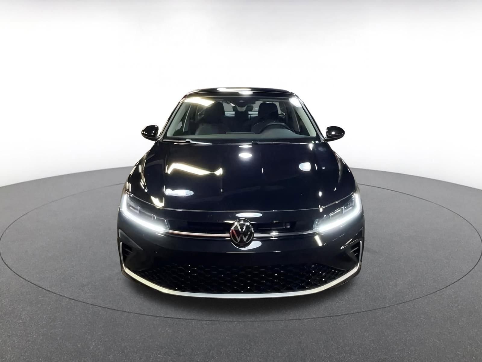 Thumbnail: 2025 Volkswagen Jetta - 4