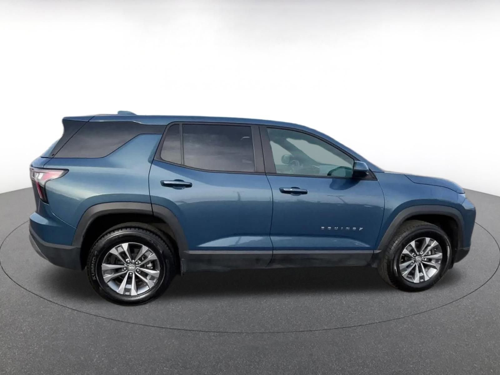 Thumbnail: 2025 Chevrolet Equinox - 16