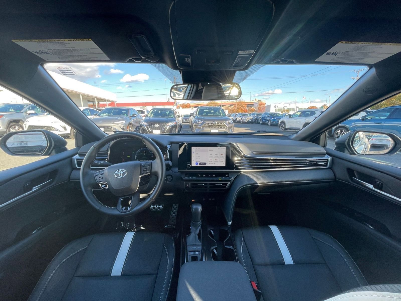 Thumbnail: 2025 Toyota Camry - 33