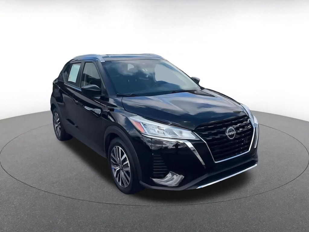 2024 Nissan Kicks SV photo 3