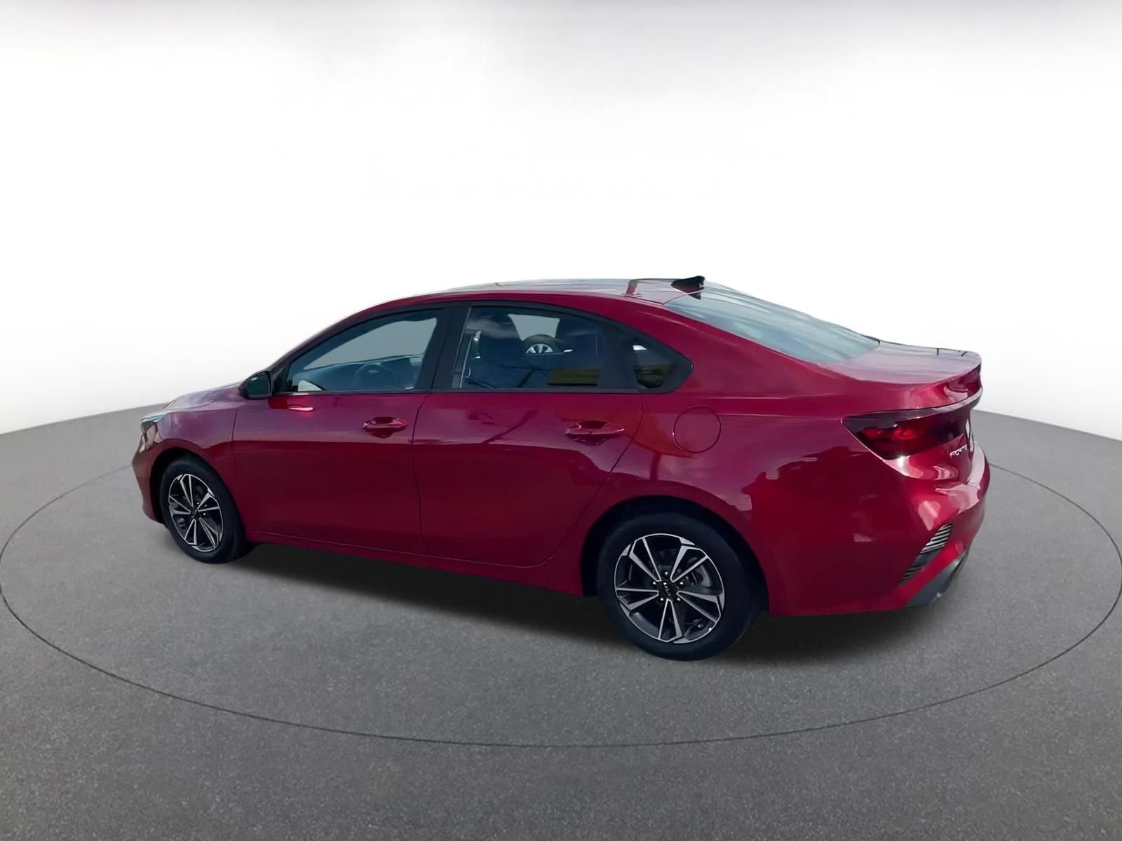 Thumbnail: 2024 Kia Forte - 10