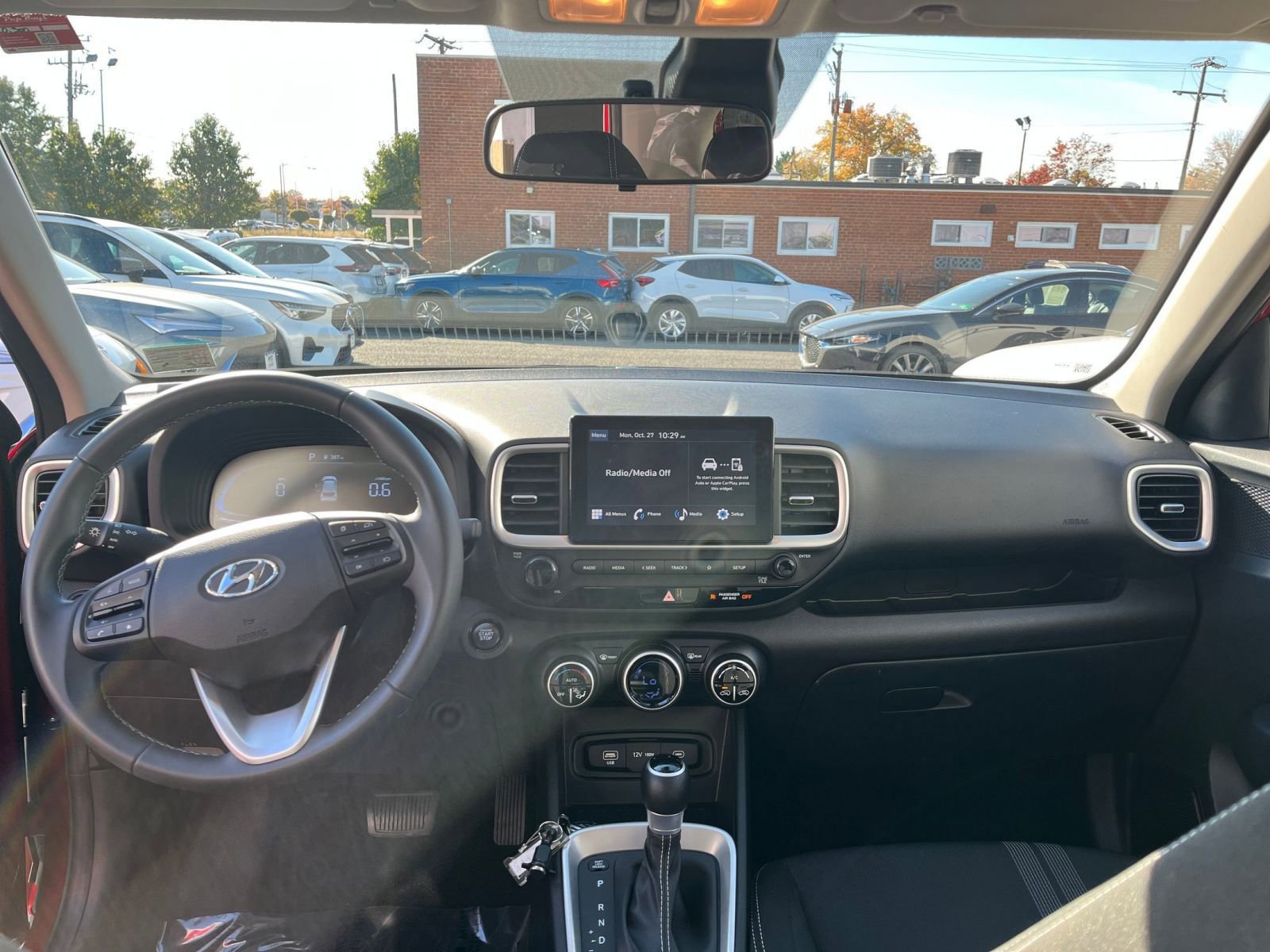 Thumbnail: 2025 Hyundai Venue - 32