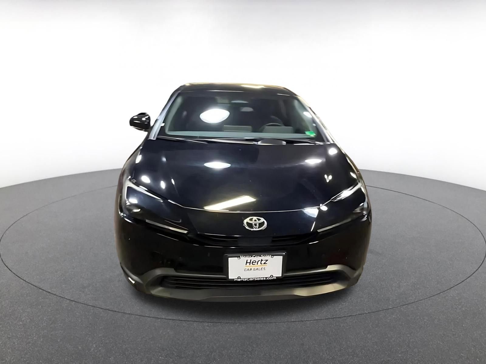 Thumbnail: 2025 Toyota Prius - 4