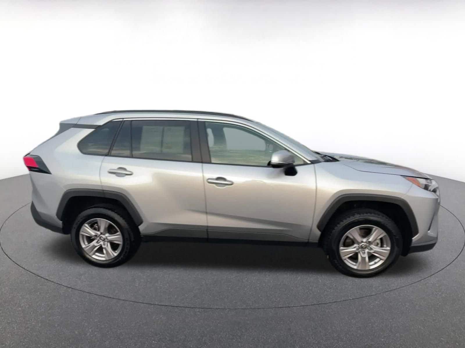 Thumbnail: 2024 Toyota RAV4 - 16
