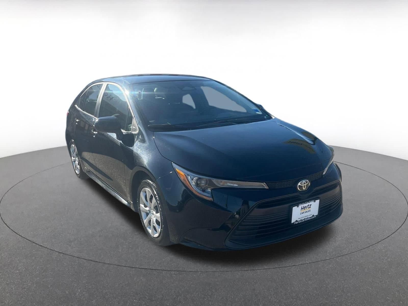 Thumbnail: 2025 Toyota Corolla - 1