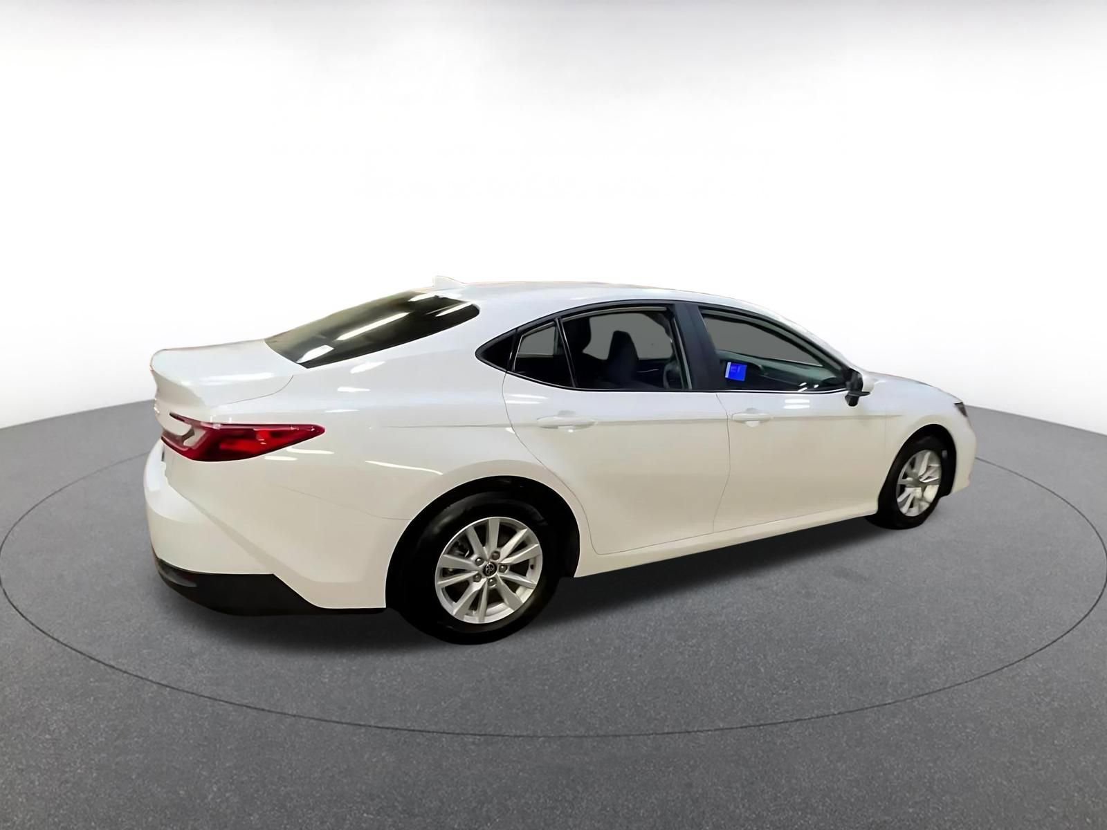 Thumbnail: 2025 Toyota Camry - 14