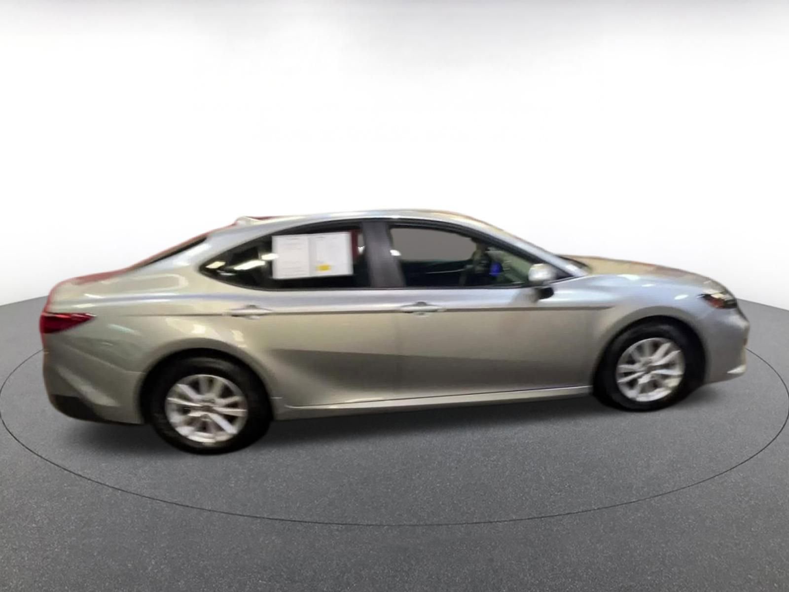 Thumbnail: 2025 Toyota Camry - 16