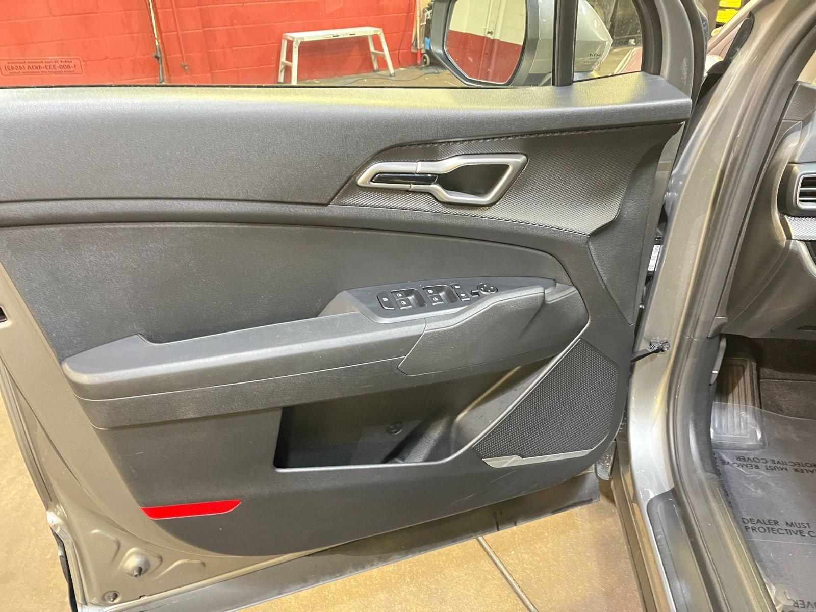 Thumbnail: 2025 Kia Sportage - 20