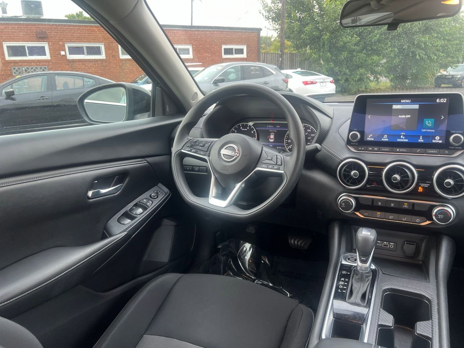 Thumbnail: 2024 Nissan Sentra - 33
