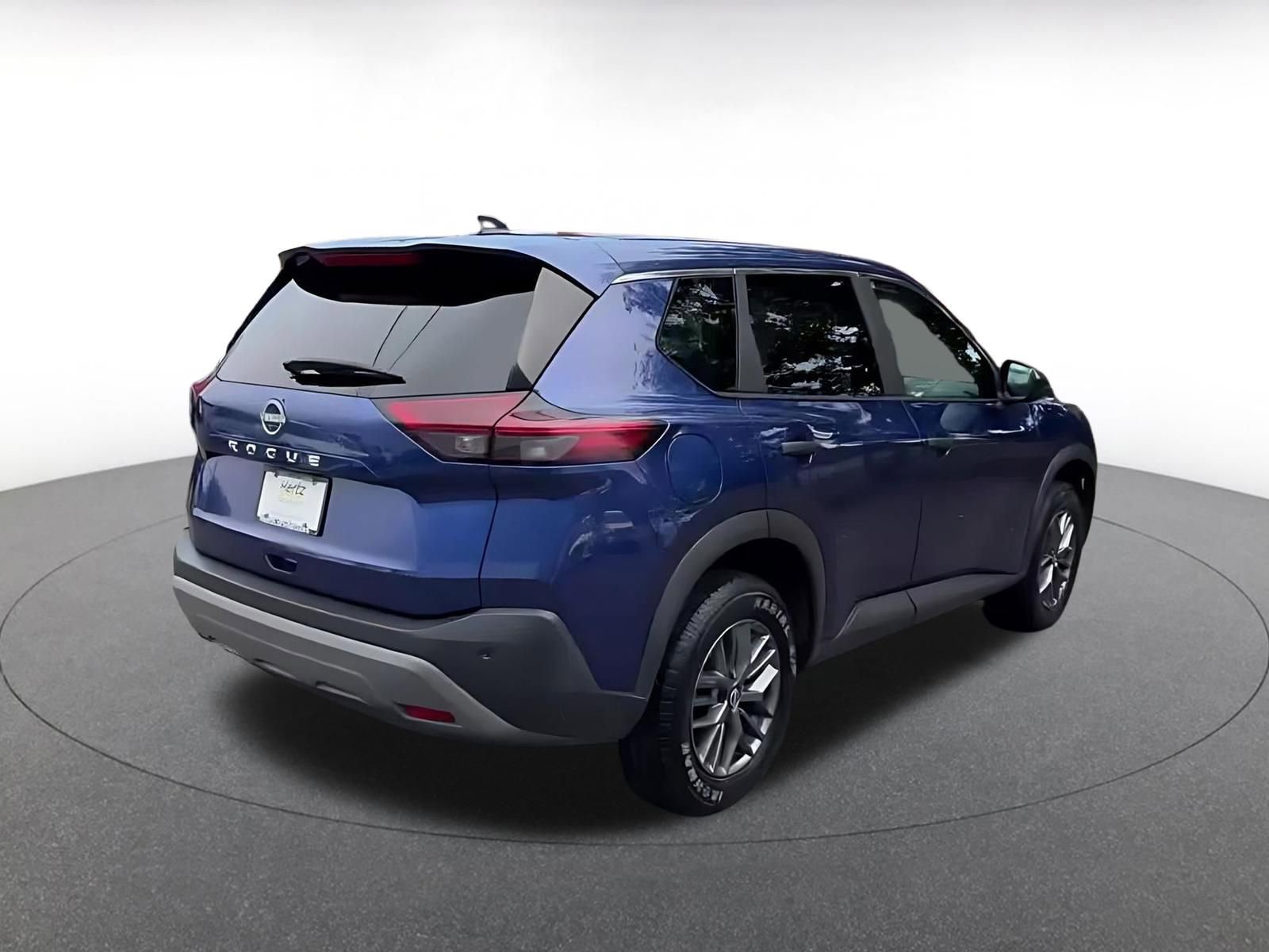 Thumbnail: 2023 Nissan Rogue - 14