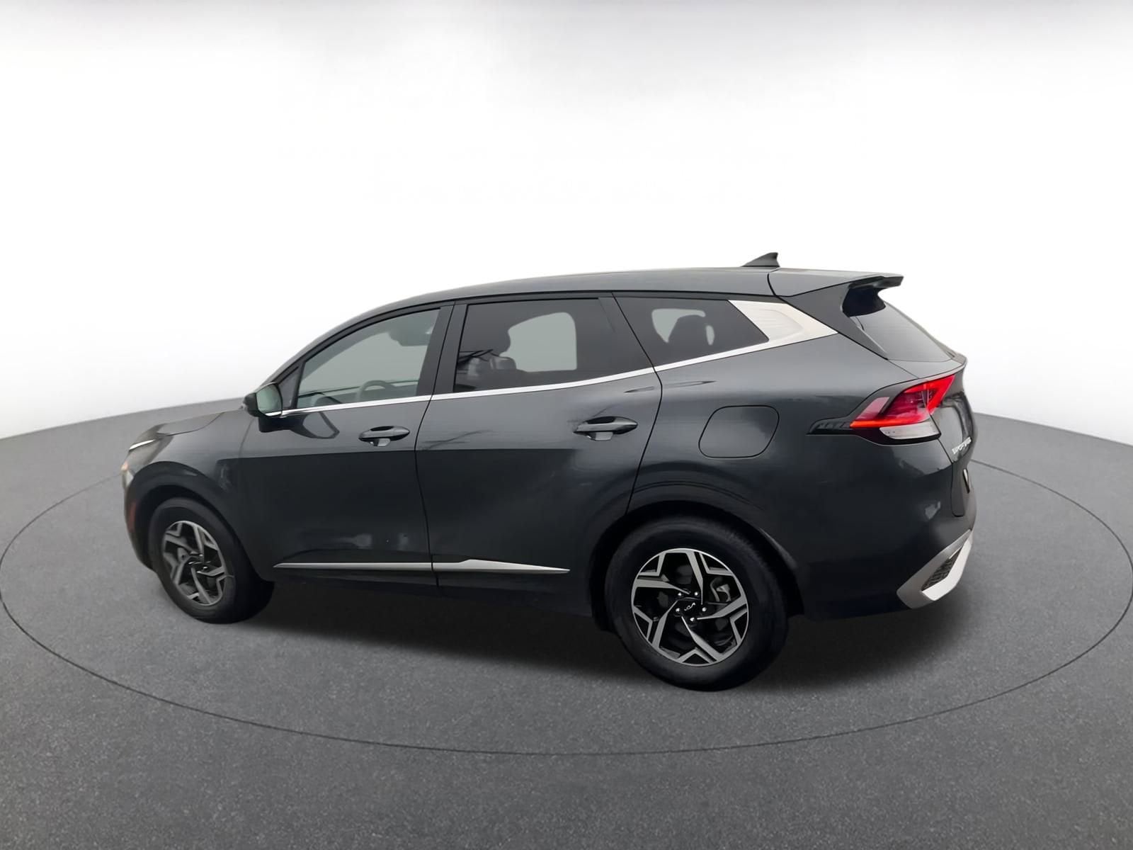 Thumbnail: 2024 Kia Sportage - 10