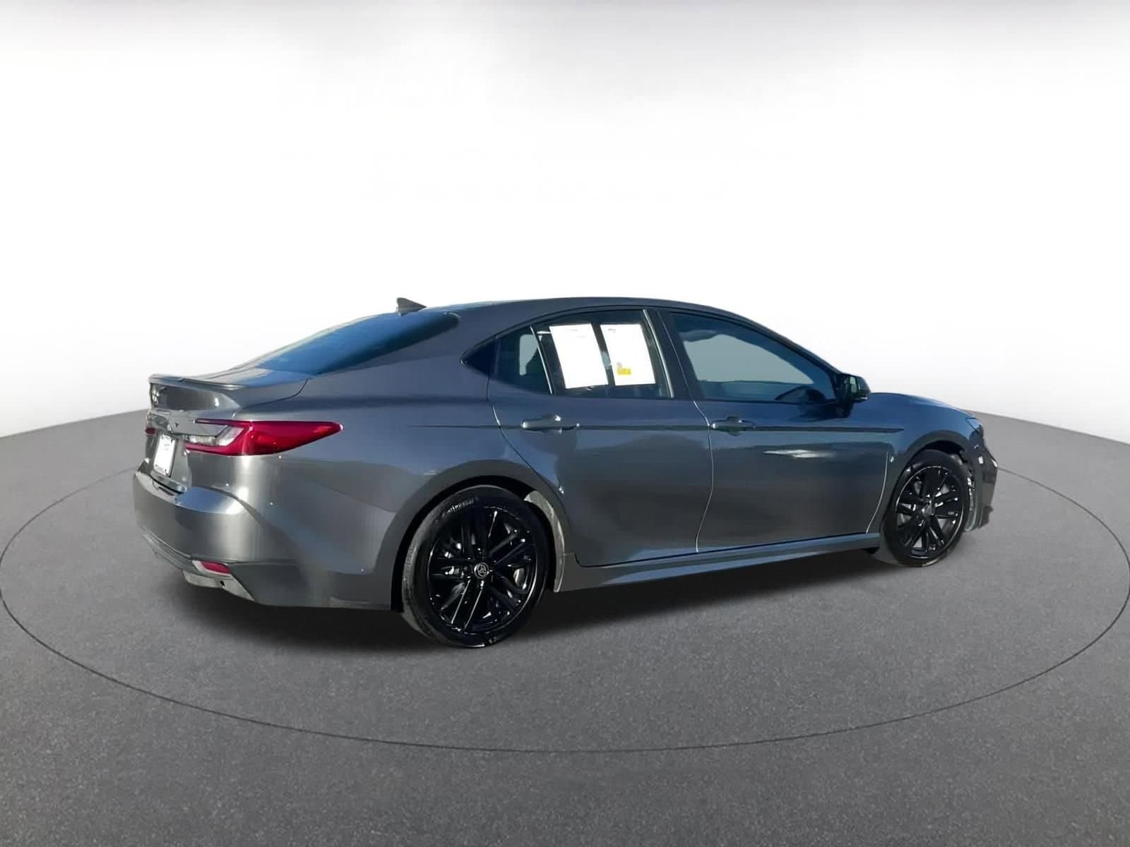 Thumbnail: 2025 Toyota Camry - 12