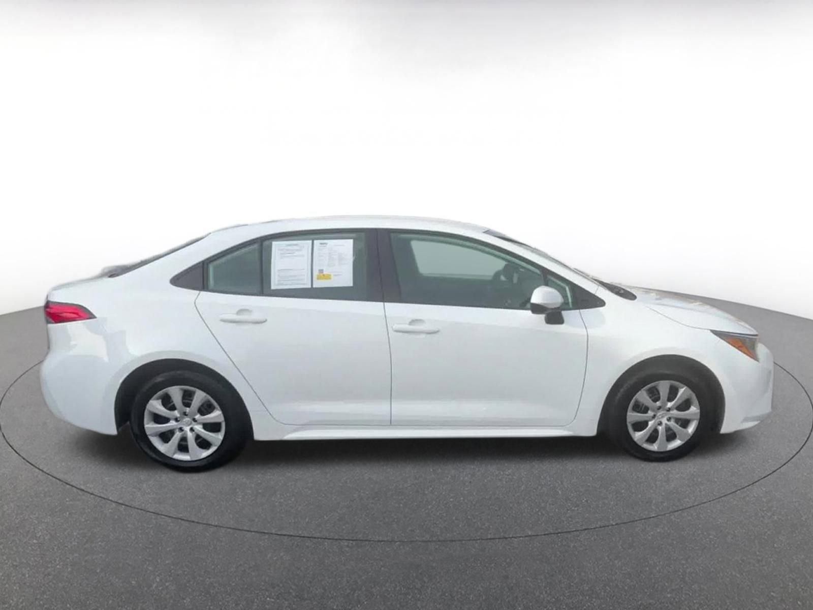 Thumbnail: 2025 Toyota Corolla - 16