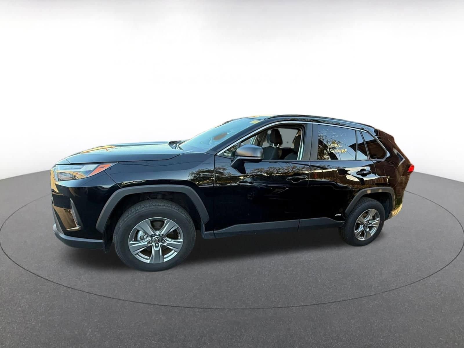 Thumbnail: 2025 Toyota RAV4 - 4